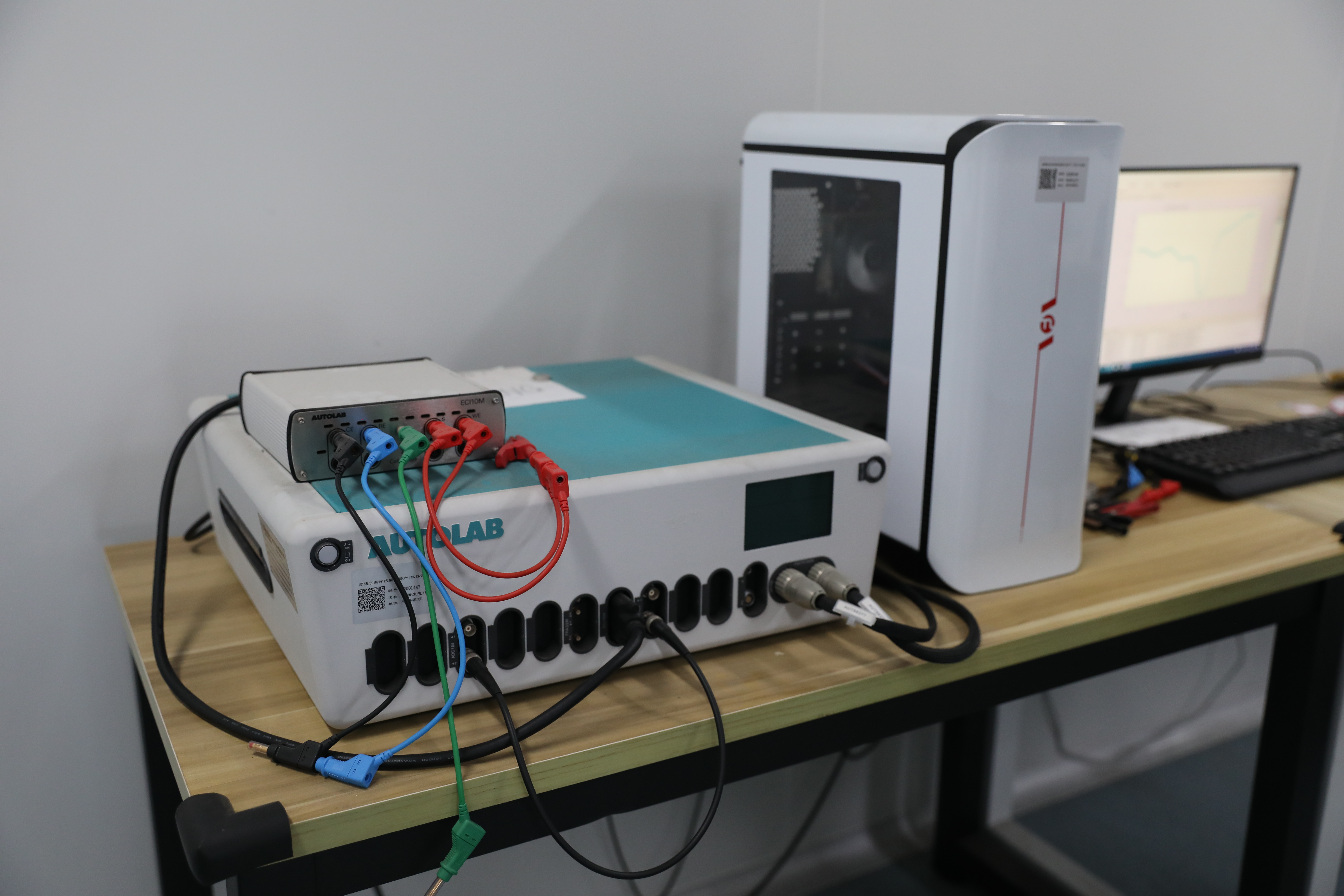 高精度电化学工作站.JPG